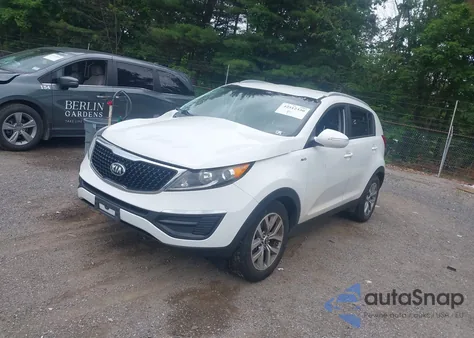2015 Kia Sportage Lx z USA, uszkodzony, nr VIN KNDPBCAC0F7746323